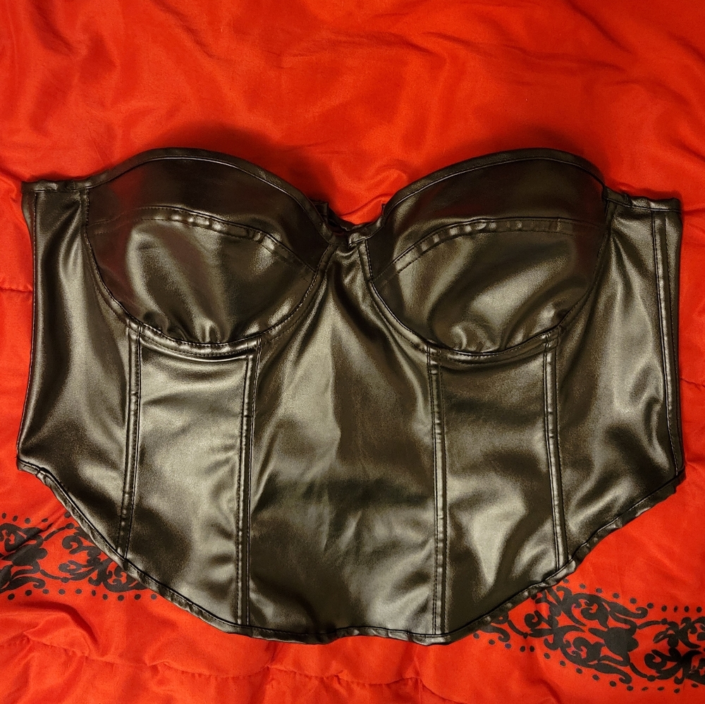 Sexy Black faux leather boned corset lacing bustier corset plus 2XL NWOT - Picture 3 of 16